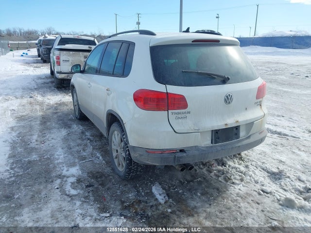 WVGJV7AXXFW546042 Volkswagen Tiguan S/se/sel/r-line