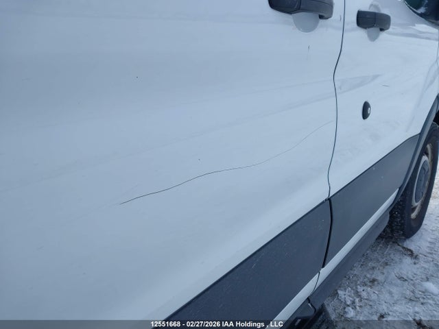 1FTYE2YM4JKB00499 Ford Transit-150