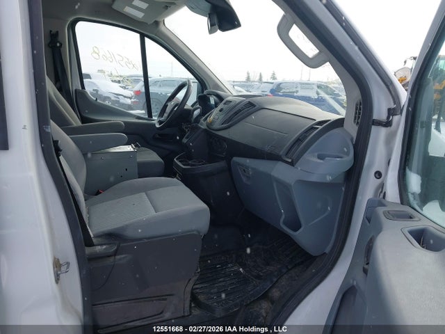 1FTYE2YM4JKB00499 Ford Transit-150