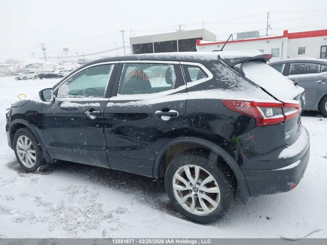 JN1BJ1AW5MW435777 Nissan Qashqai S