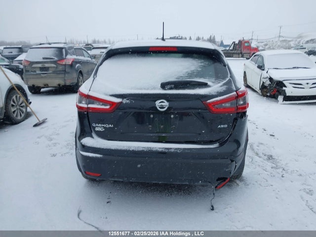JN1BJ1AW5MW435777 Nissan Qashqai S