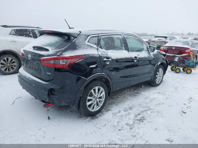 JN1BJ1AW5MW435777 Nissan Qashqai S