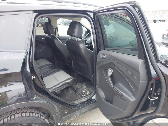 1FMCU9J93HUD13515 Ford Escape