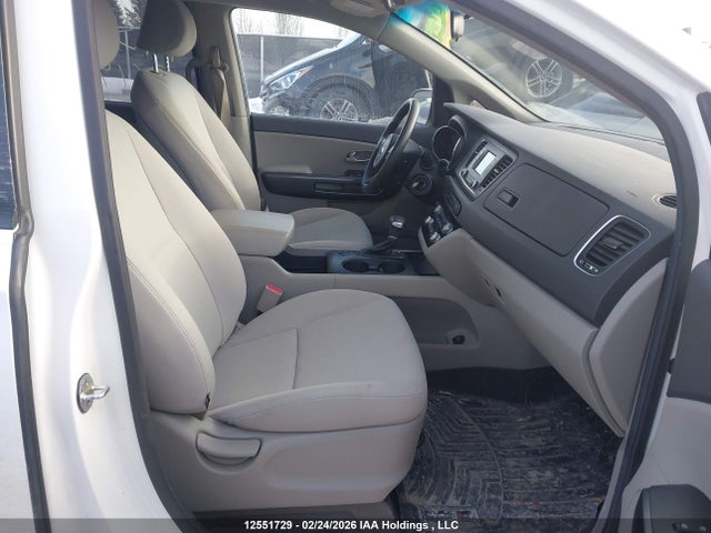 KNDMA5C10H6261945 KIA Sedona L