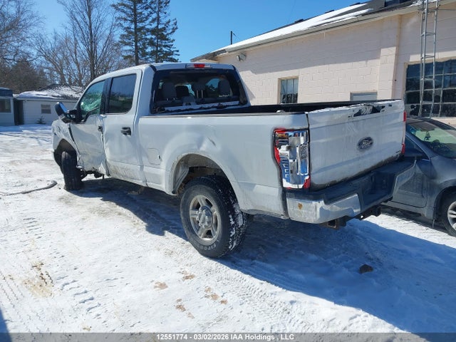 Ford F-250 Xlt 2017 1FT7W2B63HEC83230 Image 3