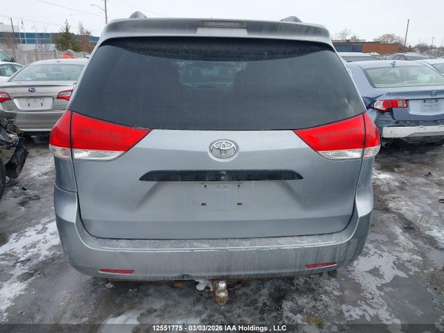 2012 Toyota Sienna მანქანა იყიდება აუქციონზე, vin: 5TDZK3DC4CS222100, აუქციონის ნომერი: 12551775