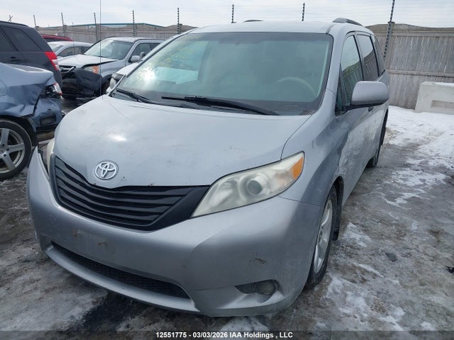 2012 Toyota Sienna მანქანა იყიდება აუქციონზე, vin: 5TDZK3DC4CS222100, აუქციონის ნომერი: 12551775
