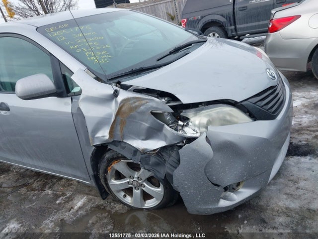 2012 Toyota Sienna მანქანა იყიდება აუქციონზე, vin: 5TDZK3DC4CS222100, აუქციონის ნომერი: 12551775