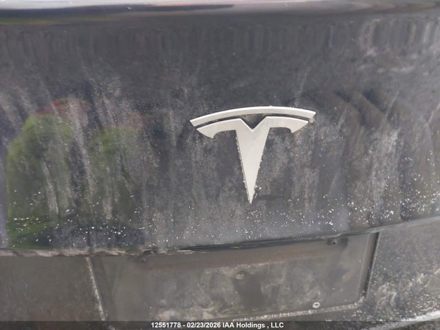 5YJ3E1EA9PF498149 Tesla MODEL 3