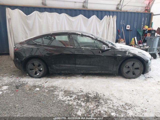 5YJ3E1EA9PF498149 Tesla MODEL 3