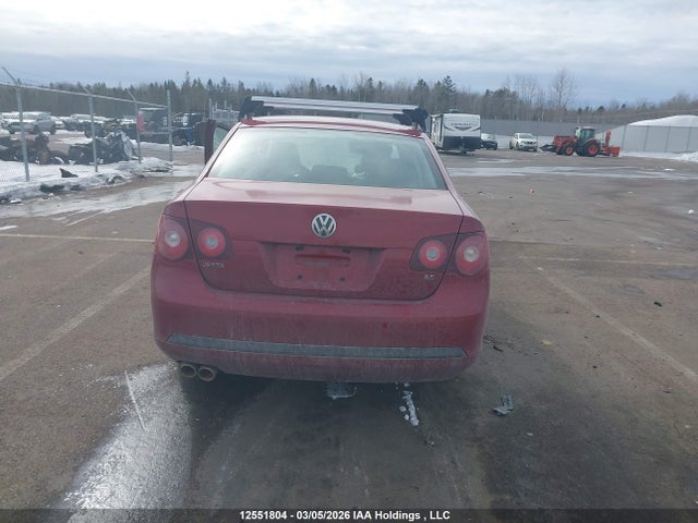 2008 Volkswagen Jetta Se/sel მანქანა იყიდება აუქციონზე, vin: 3VWRM81K38M006472, აუქციონის ნომერი: 12551804