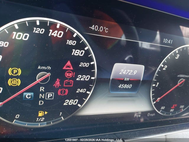 WDDZF4KB1HA061056 Mercedes-Benz E 300 4matic