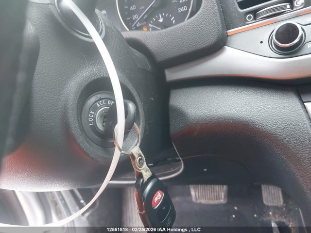 KMHD84LF5HU239738 Hyundai Elantra Se/value/limited