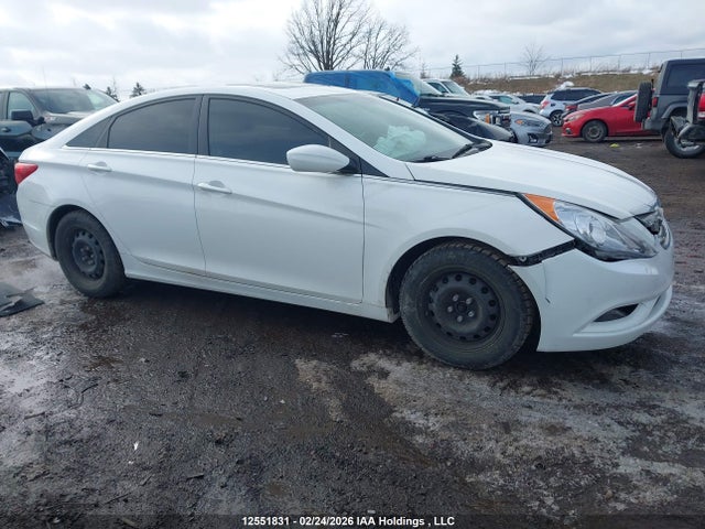 12551831 :رقم المزاد ، 5NPEB4ACXDH744424 vin ، 2013 Hyundai Sonata Gls مزاد بيع