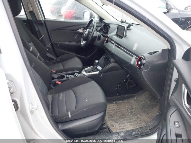 JM1DKFC79G0131414 Mazda Cx-3 Gs