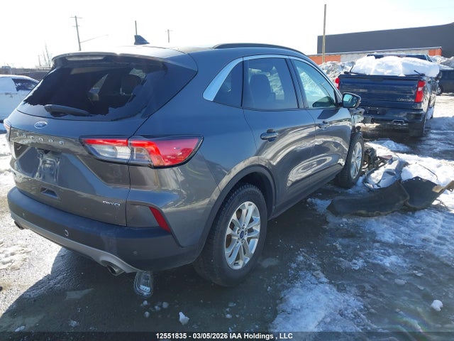 1FMCU9H6XMUA88127 Ford ESCAPE SEL