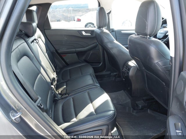 1FMCU9H6XMUA88127 Ford ESCAPE SEL
