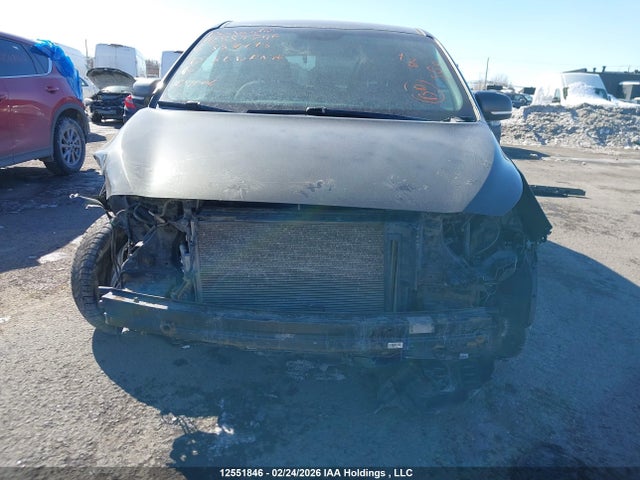 KNDMB5C14J6357113 KIA SEDONA LX