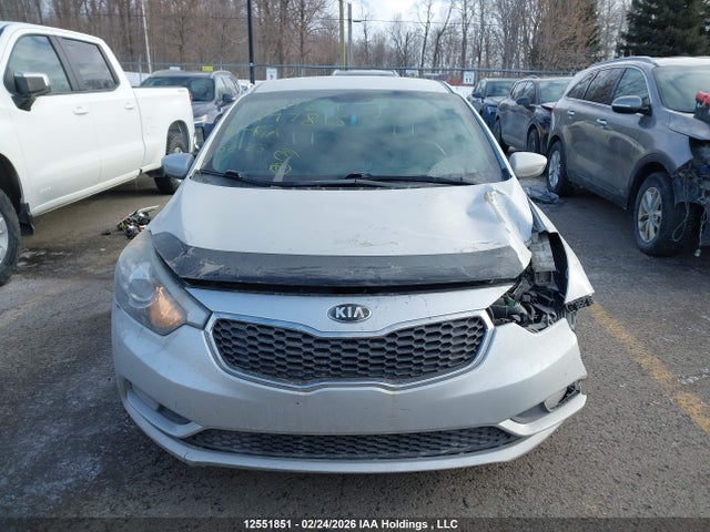 KNAFX4A63G5497815 KIA Forte