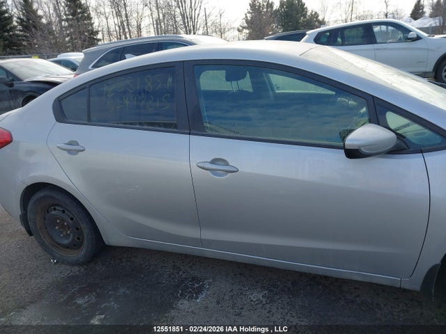 KNAFX4A63G5497815 KIA Forte