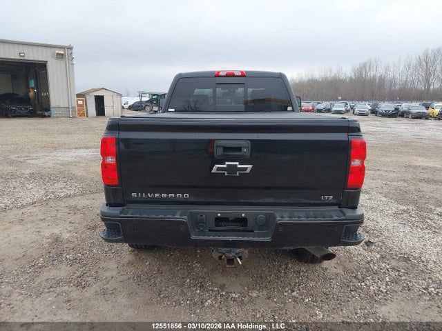1GC1KWEG7JF218068 Chevrolet Silverado K2500 Heavy Duty Ltz