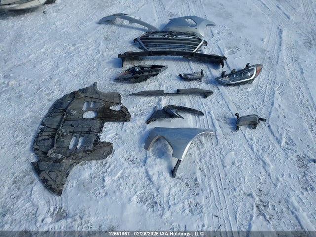 KMHD84LF7JU593718 Hyundai ELANTRA GL