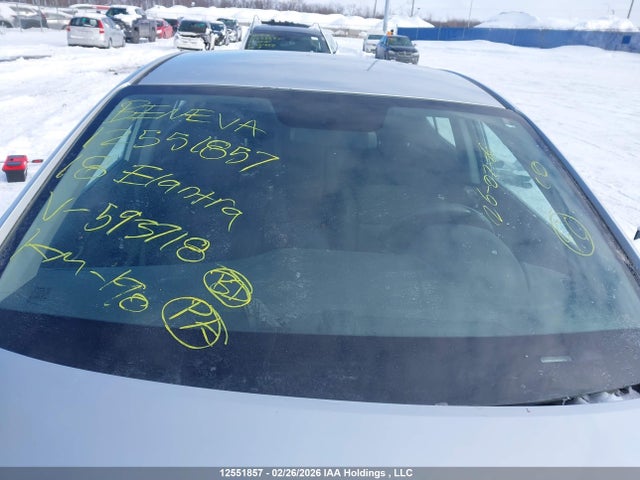 KMHD84LF7JU593718 Hyundai ELANTRA GL