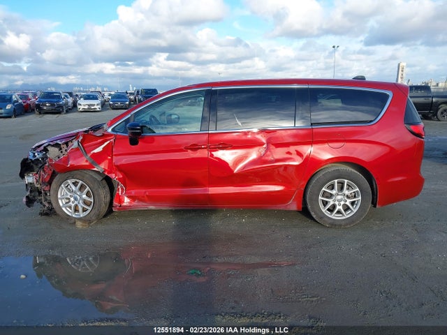 2C4RC1BG0RR180033 Chrysler Pacifica Touring L