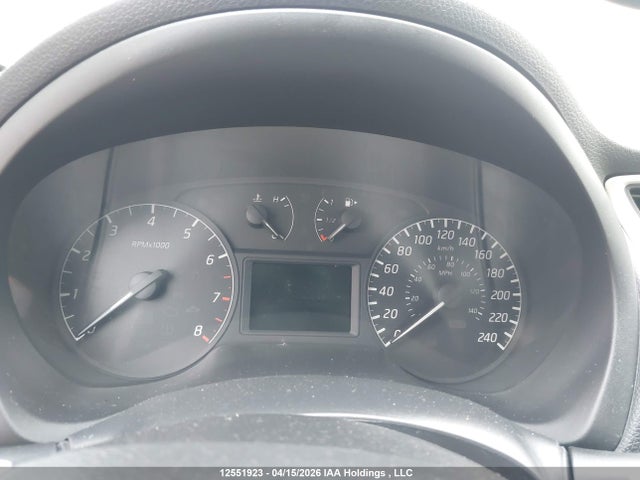 Продажа на аукционе авто 2015 Nissan Sentra, vin: 3N1AB7AP4FL637555, номер лота: 12551923