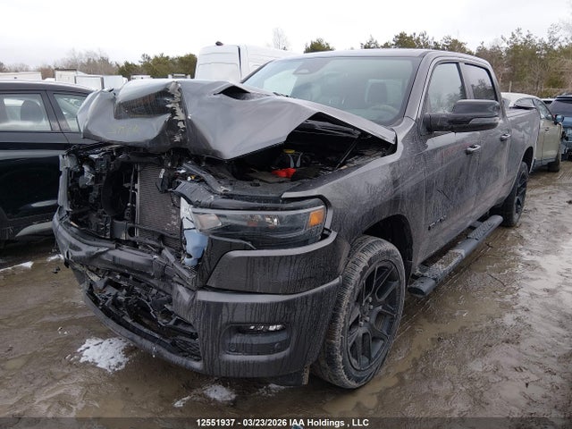 Dodge RAM 1500 2025 1C6SRFTP9SN726186 Image 2