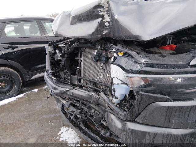 Dodge RAM 1500 2025 1C6SRFTP9SN726186 Image 6