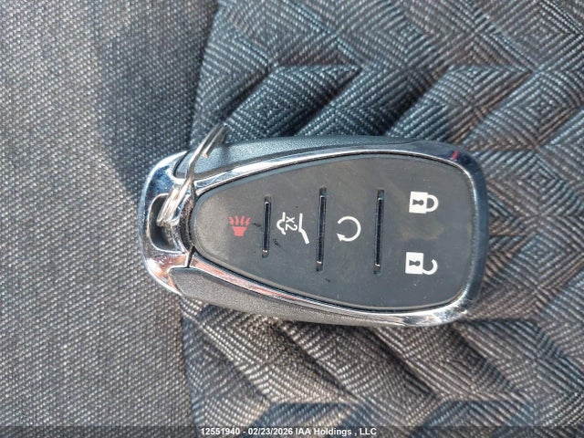 3GNAXUEGXRS169999 Chevrolet EQUINOX LT
