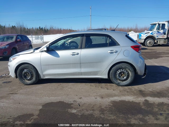 3KPA25AB2JE022263 KIA RIO LX/S