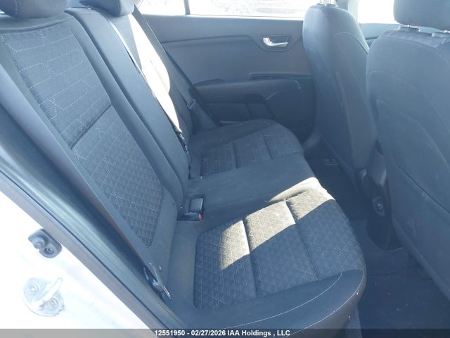 3KPA25AB2JE022263 KIA RIO LX/S