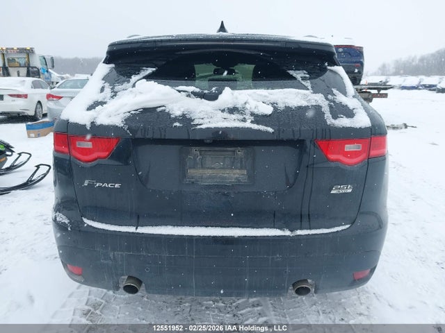 Jaguar F-pace Prestige 2018 SADCK2FX1JA320063 Image 17