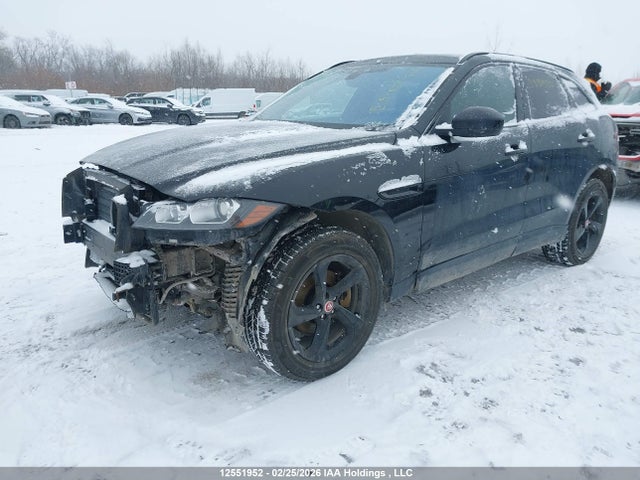 Jaguar F-pace Prestige 2018 SADCK2FX1JA320063 Image 2