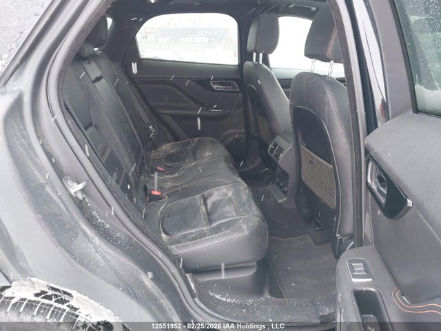 Jaguar F-pace Prestige 2018 SADCK2FX1JA320063 Image 8