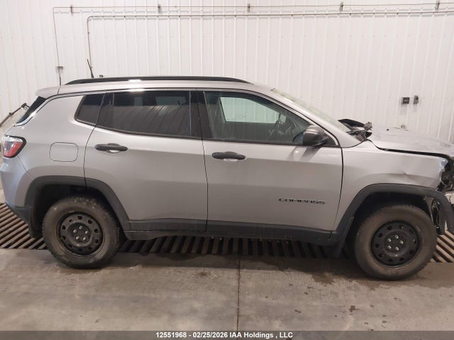 12551968 :رقم المزاد ، 3C4NJDAB2LT112283 vin ، 2020 Jeep Compass Sport مزاد بيع