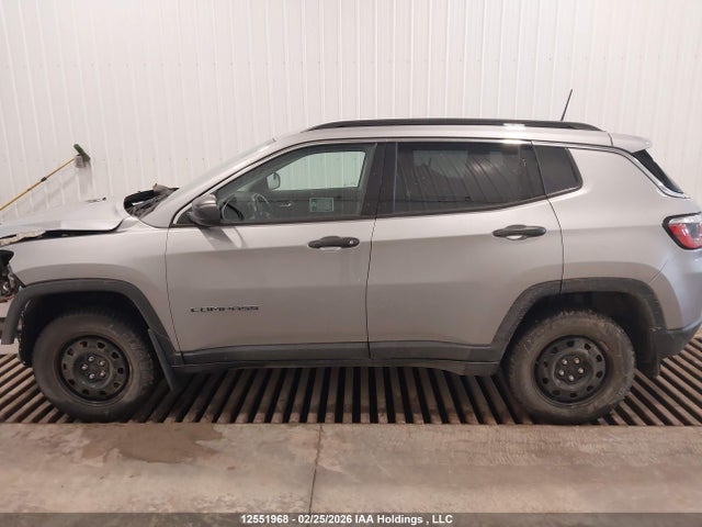 12551968 :رقم المزاد ، 3C4NJDAB2LT112283 vin ، 2020 Jeep Compass Sport مزاد بيع
