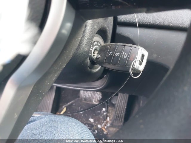 KNDPMCAC0L7819602 KIA Sportage Lx