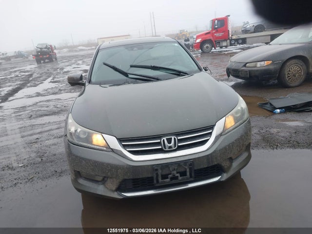 12551975 :رقم المزاد ، 1HGCR2F81FA803237 vin ، 2015 Honda Accord Ex-l مزاد بيع