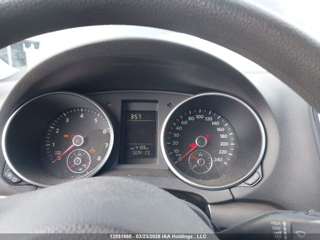 Продажа на аукционе авто 2011 Volkswagen Golf, vin: WVWCA7AJXBW055064, номер лота: 12551980
