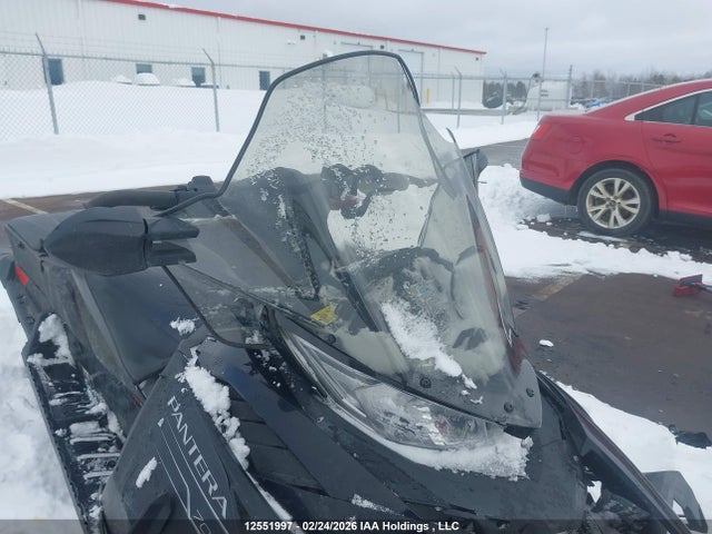 4UF16SNW1GT113758 Arctic Cat Arctic Cat