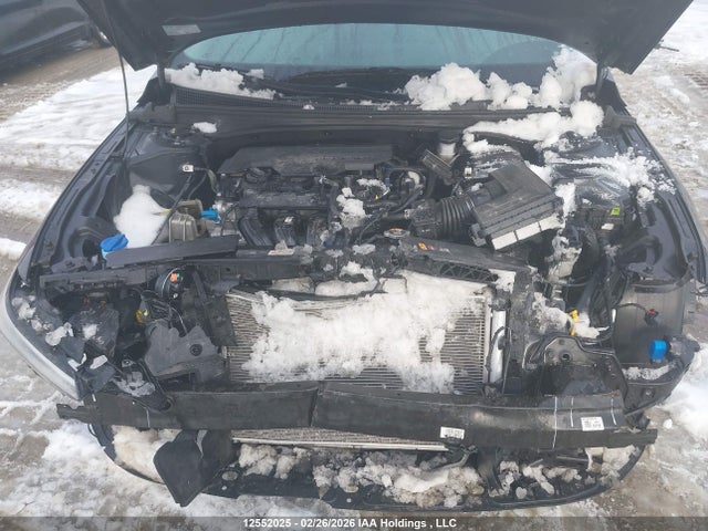 KMHLM4DG5SU921105 Hyundai Elantra Preferred