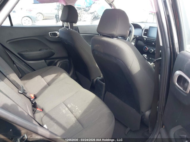 Продажа на аукционе авто 2023 Hyundai Venue Essential, vin: KMHRB8A3XPU235447, номер лота: 12552030