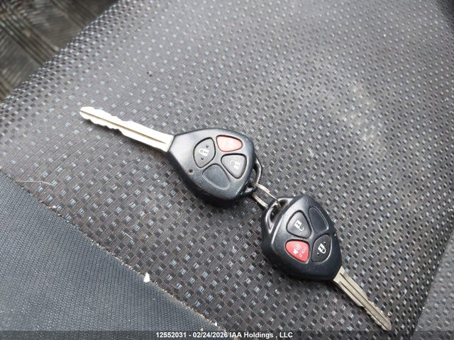 12552031 :رقم المزاد ، 2T1KE4EE2AC041498 vin ، 2010 Toyota Matrix Xr مزاد بيع
