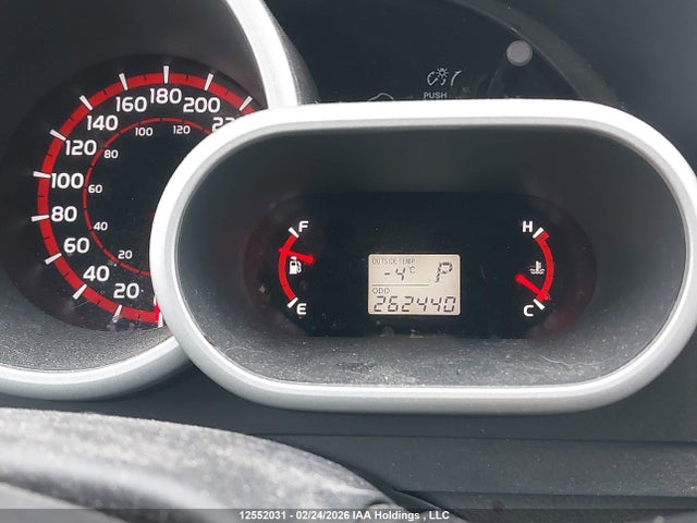 12552031 :رقم المزاد ، 2T1KE4EE2AC041498 vin ، 2010 Toyota Matrix Xr مزاد بيع
