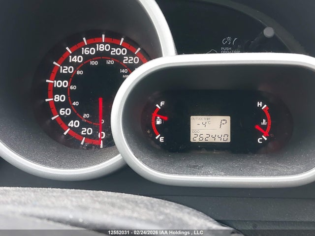 12552031 :رقم المزاد ، 2T1KE4EE2AC041498 vin ، 2010 Toyota Matrix Xr مزاد بيع