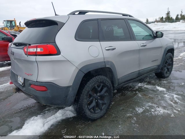 12552037 :رقم المزاد ، 1C4PJMBX2JD558312 vin ، 2018 Jeep Cherokee Trailhawk مزاد بيع