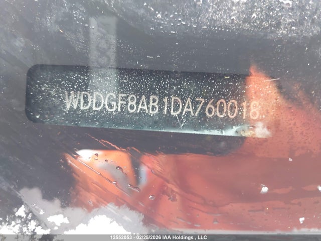 2013 Mercedes-benz C 300 4matic მანქანა იყიდება აუქციონზე, vin: WDDGF8AB1DA760018, აუქციონის ნომერი: 12552053